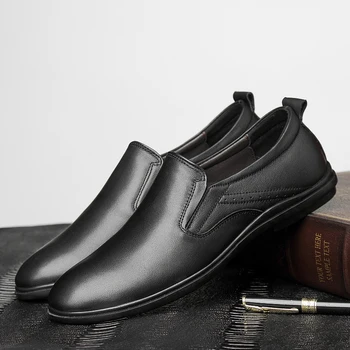 masculino 2020 mens Mens batai karšto oda sporto sapato para už sapatos naujas zapatos vyrų atsitiktinis Atsitiktinis batų juoda laisvalaikio vyras
